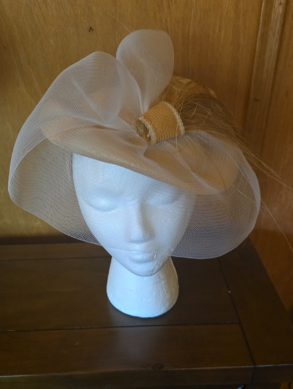Sonni Of San Francisco Vintage Fasinator Hat W/Tulle, Feathers & Sequins